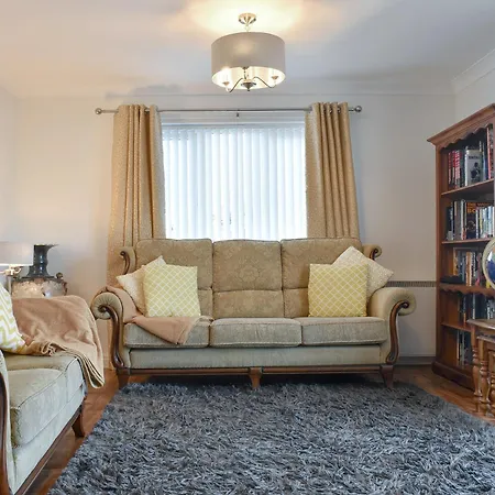 بيت للعطل North Sea Views كيتون